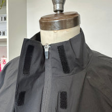 Charger l'image dans la galerie, Manteau de vélo Sleet WP Louis Garneau
