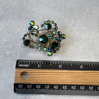 Broche dorée et verte vintage Triad