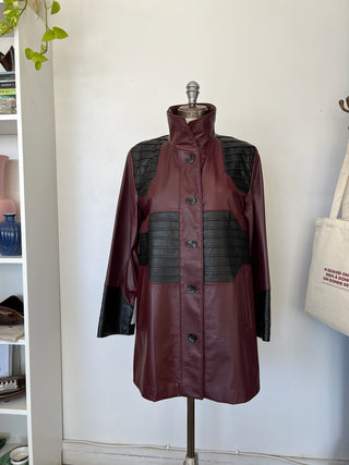 Manteau en cuir rouge et noir Lavoie Morin cuir et fourrures