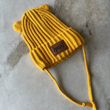 Charger l'image dans la galerie, Tuque mi-saison tricot jaune oreilles Deux par Deux

