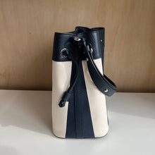 Charger l'image dans la galerie, Sac à main sceau Marti Kate Spade - Les Mal-Aimés ❤️‍🩹
