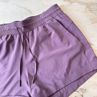 Short Spring Break Away Lululemon