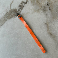 Charger l'image dans la galerie, Bracelet pour montre 26mm orange Chikiboom
