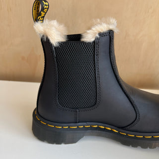 Chaussures Leonore 2976 fausse fourrure Dr. Martens