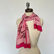 Charger l&#39;image dans la galerie, Foulard Emanuel Ungaro
