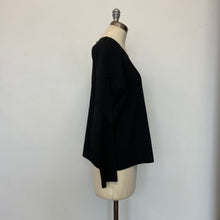 Charger l&#39;image dans la galerie, Chandail Homme Plissé de Issey Miyake
