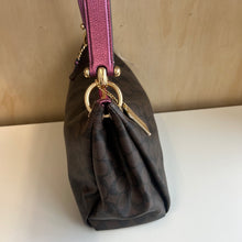 Charger l'image dans la galerie, Sac à main Mia Coach
