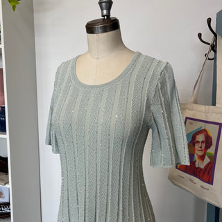 Robe menthe D. Exterior