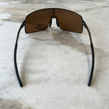 Charger l'image dans la galerie, Lunettes de soleil Oakley Sutro TI Titanium - Les Mal-Aimés ❤️‍🩹
