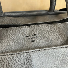 Charger l'image dans la galerie, Grand sac gris Matt &amp; Nat
