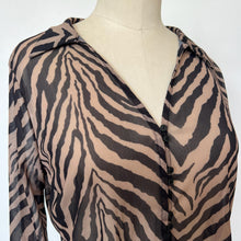 Charger l&#39;image dans la galerie, Blouse zébrée Next
