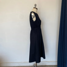 Charger l&#39;image dans la galerie, Robe sans manche Chepe
