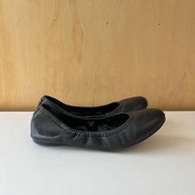 Charger l&#39;image dans la galerie, Ballerines BCBG Maxazria
