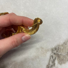 Charger l&#39;image dans la galerie, Broche torsadée JJ Jonette
