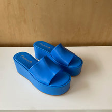 Charger l&#39;image dans la galerie, Chaussures à plateforme L’Intervalle
