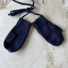 Charger l'image dans la galerie, Mitaines mi-saison tricot bleu Deux par Deux

