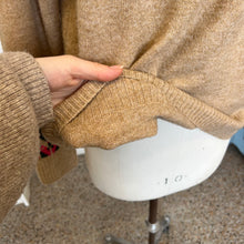 Charger l'image dans la galerie, Chandail Vince Camuto
