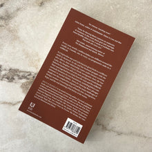 Charger l&#39;image dans la galerie, Livre Tunes for Dancing Bears Irena Karafilly
