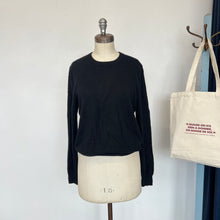 Charger l&#39;image dans la galerie, Chandail en cachemire la Baie d&#39;Hudson
