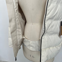 Charger l&#39;image dans la galerie, Manteau The North Face en duvet Cirque
