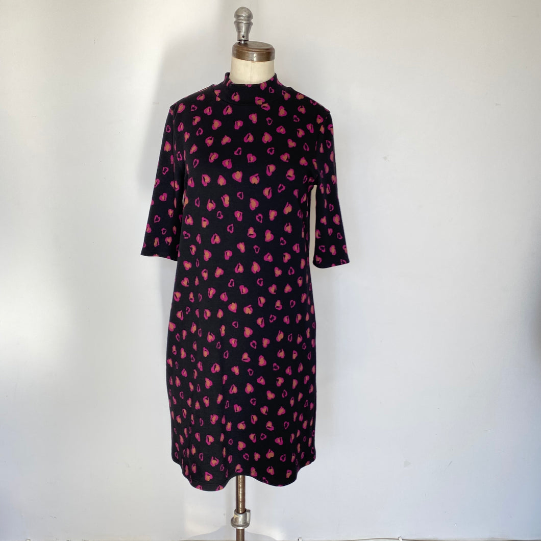 Robe Nadya Toto