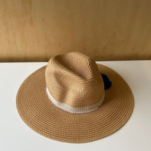 Charger l&#39;image dans la galerie, Chapeau de plage Melanie Lyne
