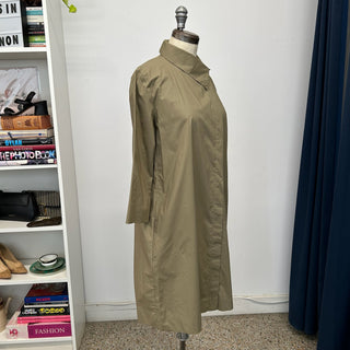 Robe au col asymétrique COS