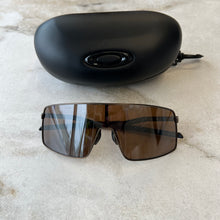 Charger l'image dans la galerie, Lunettes de soleil Oakley Sutro TI Titanium - Les Mal-Aimés ❤️‍🩹
