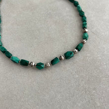 Charger l&#39;image dans la galerie, Collier pierres en Malachite
