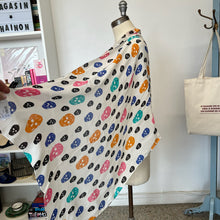 Charger l'image dans la galerie, Foulard en soie Hood Skull

