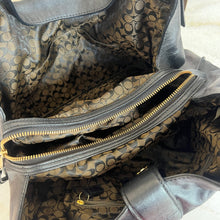 Charger l'image dans la galerie, Sac à main Madison Carlyle Coach
