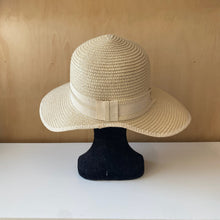 Charger l&#39;image dans la galerie, Chapeau de soleil Magid Hats

