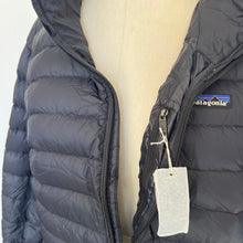 Charger l&#39;image dans la galerie, Manteau homme Patagonia en duvet Down Sweater - Les Mal-Aimés ❤️‍🩹
