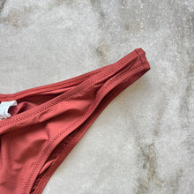 Charger l&#39;image dans la galerie, Bas de maillot Antigel

