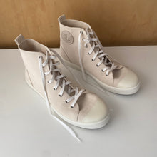 Charger l&#39;image dans la galerie, Chaussures unisexes MEK Bota Alta MileEnd kicks
