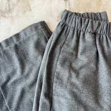 Charger l'image dans la galerie, Pantalon gris en laine Margot Paris
