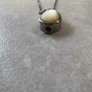 Collier pendentif goutte nacre