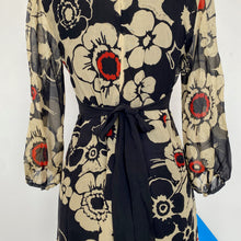 Charger l&#39;image dans la galerie, Robe en soie Planet
