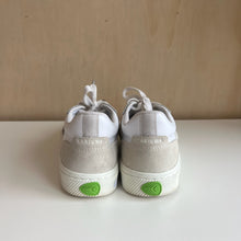 Charger l'image dans la galerie, Chaussures sport en cuir vintage Vallely unisexe Cariuma
