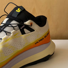 Charger l&#39;image dans la galerie, Chaussures de course Salomon Ultra Glide 2W trail running
