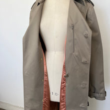 Charger l&#39;image dans la galerie, Manteau imperméable Nino Cerruti
