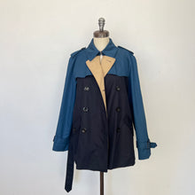 Charger l&#39;image dans la galerie, Manteau mi-saison Coach
