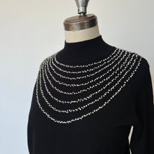 Charger l'image dans la galerie, Chandail Leo &amp; Ugo - Les Mal-Aimés ❤️‍🩹
