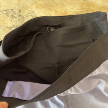 Charger l'image dans la galerie, On Active short de course
