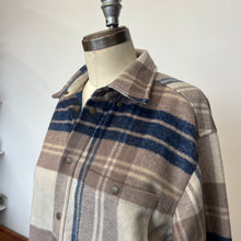 Charger l&#39;image dans la galerie, Surchemise unisexe Vallier
