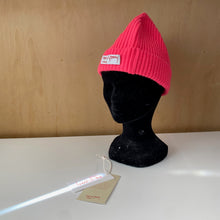 Charger l&#39;image dans la galerie, Tuque House of Liberty en cachemire
