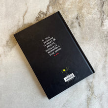 Charger l&#39;image dans la galerie, Livre N&#39;importe quoi! Le petit cahier noir d&#39;Élise Gravel
