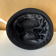 Charger l&#39;image dans la galerie, Chapeau Geneviève Dostaler
