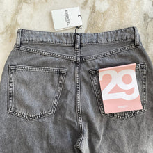 Charger l&#39;image dans la galerie, Pantalon jeans Essentiel Antwerp
