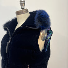 Charger l&#39;image dans la galerie, Veste bleue sans manches Elie Tahari
